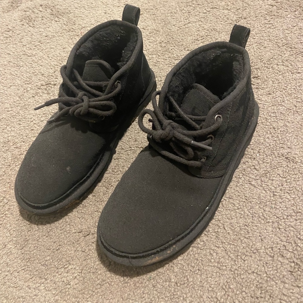 UGG Neumal boot black